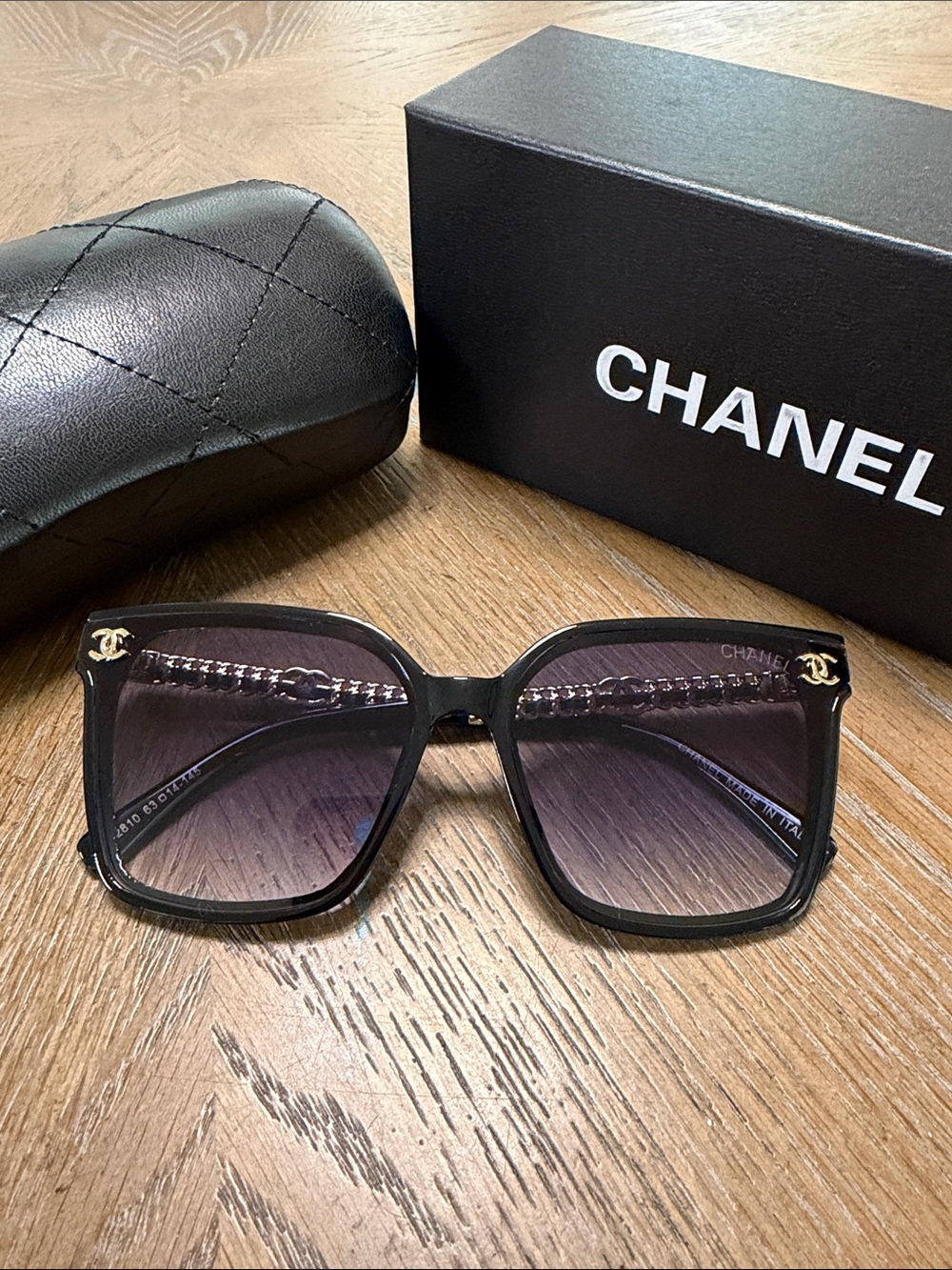 CHANEL Black & Gold leather Square Sunglasses with Gradient Lenses - Picture 2 of 10
